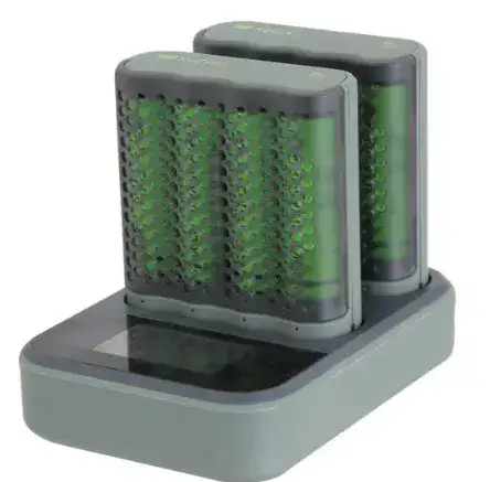 מטען מהיר 8 סוללות GP REYCO GPACSM451014